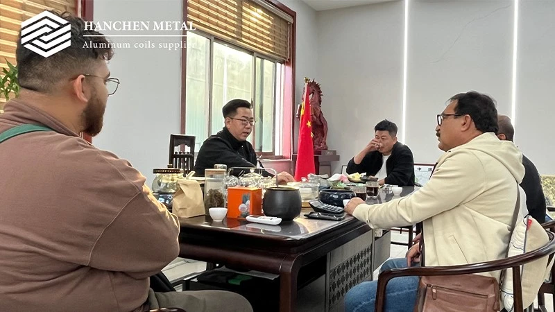 Sandwich-Panel-Manufacturer-Visits-Hanchen-Metal-2 Sandwich-Panel-Manufacturer-Visits-Hanchen-Metal-2